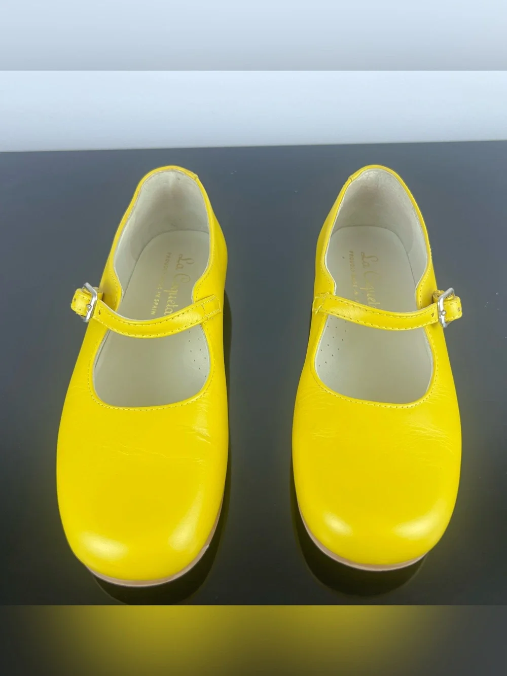 La Coqueta Kids Girls Leather Mary Jane Shoes, Yellow, 34 EU